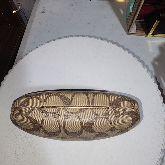 Coach glasses case - Picture 4 of 6